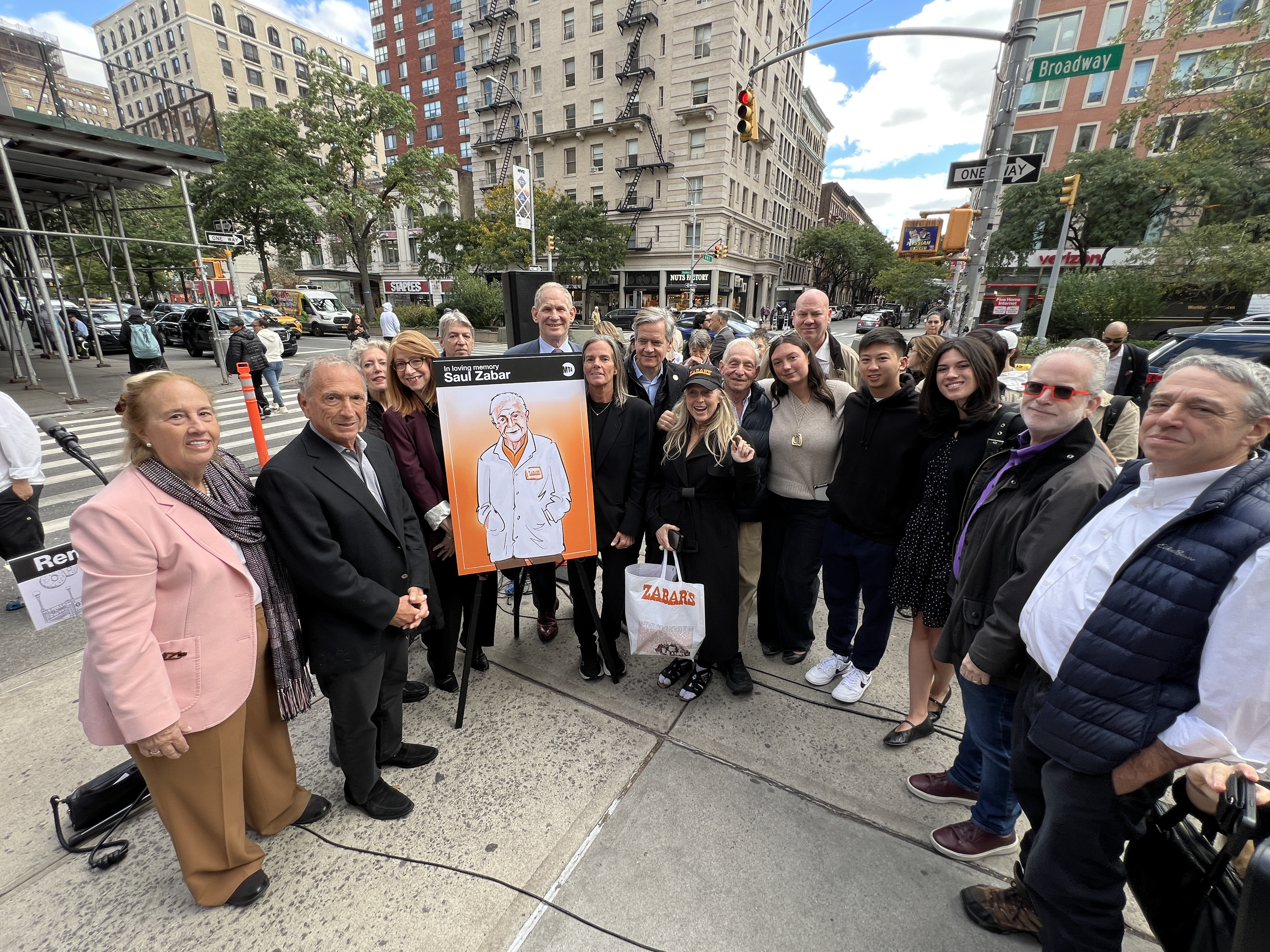 MTA Unveils Tribute for Zabar’s Owner Saul Zabar