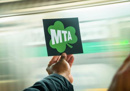 PHOTOS: MTA Celebrates St. Patrick’s Day with Special Subway Signage at Grand Central-42 St 